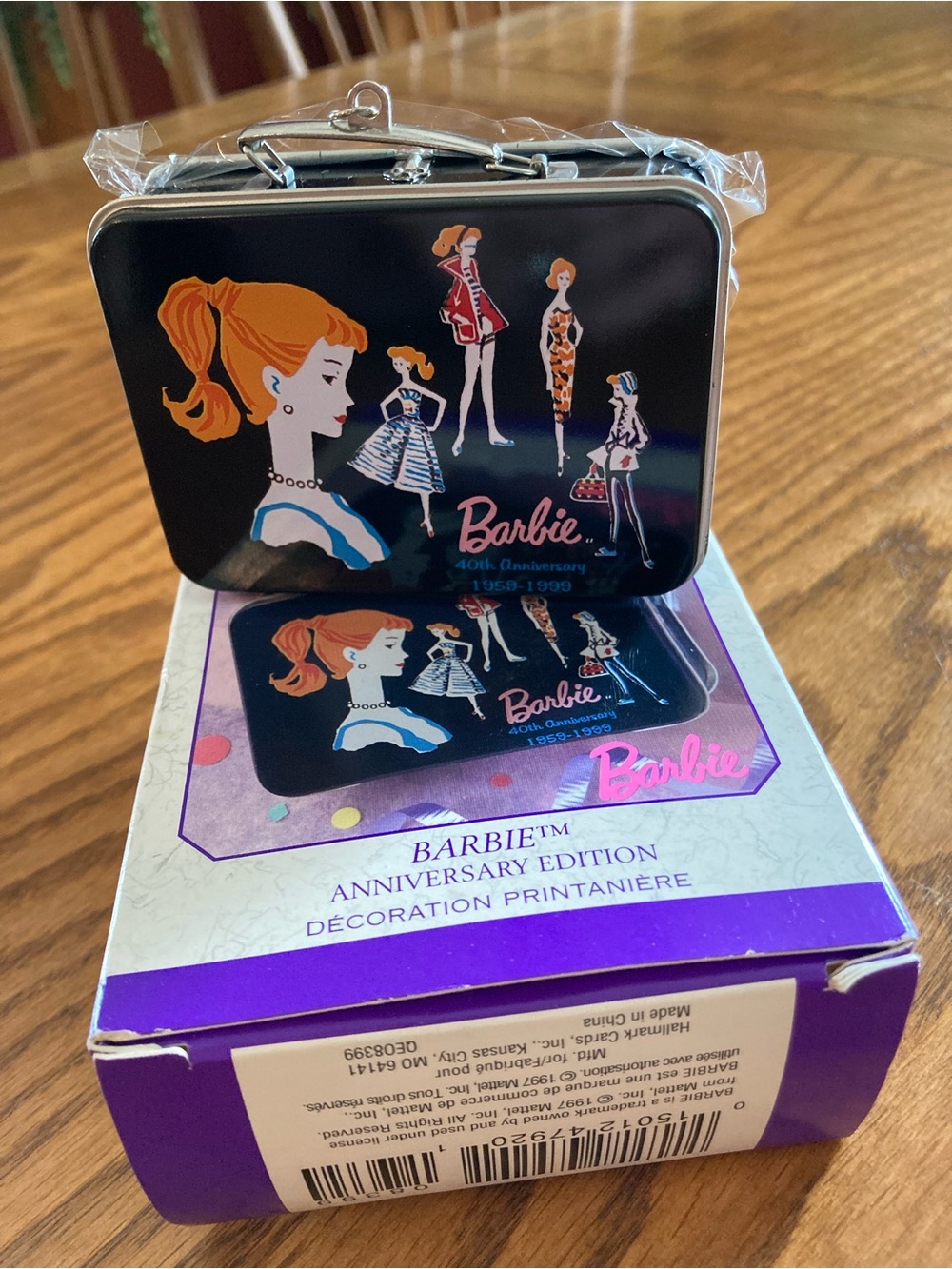 Vintage 1997 Hallmark Barbie 40th Anniversary Miniature Metal Lunch Box Ornament